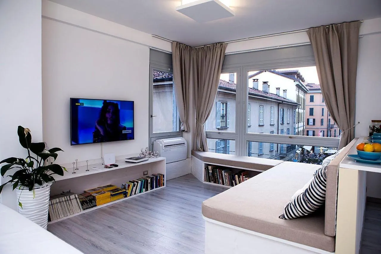Downtown Como-Luxury Suites 0*, Como