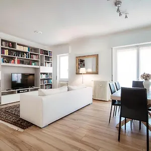  Apartment Piazza Roma - The House Of Travelers